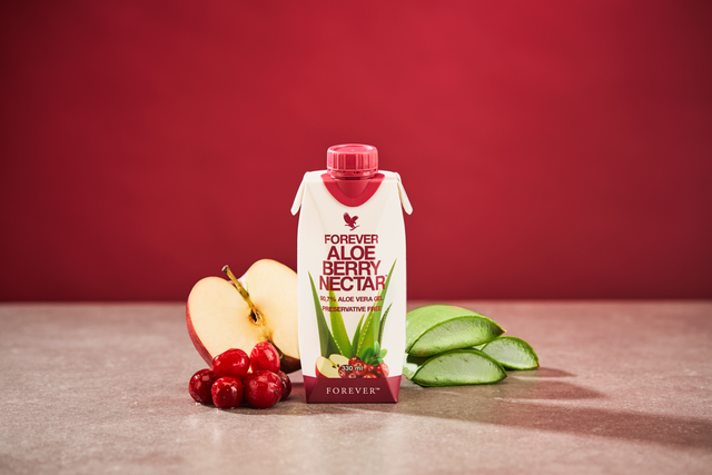 Aloe-BerryNectar-EU-No-Glass-Final.png